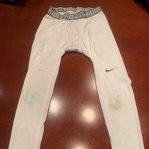 Kenyan Drake worn football tights